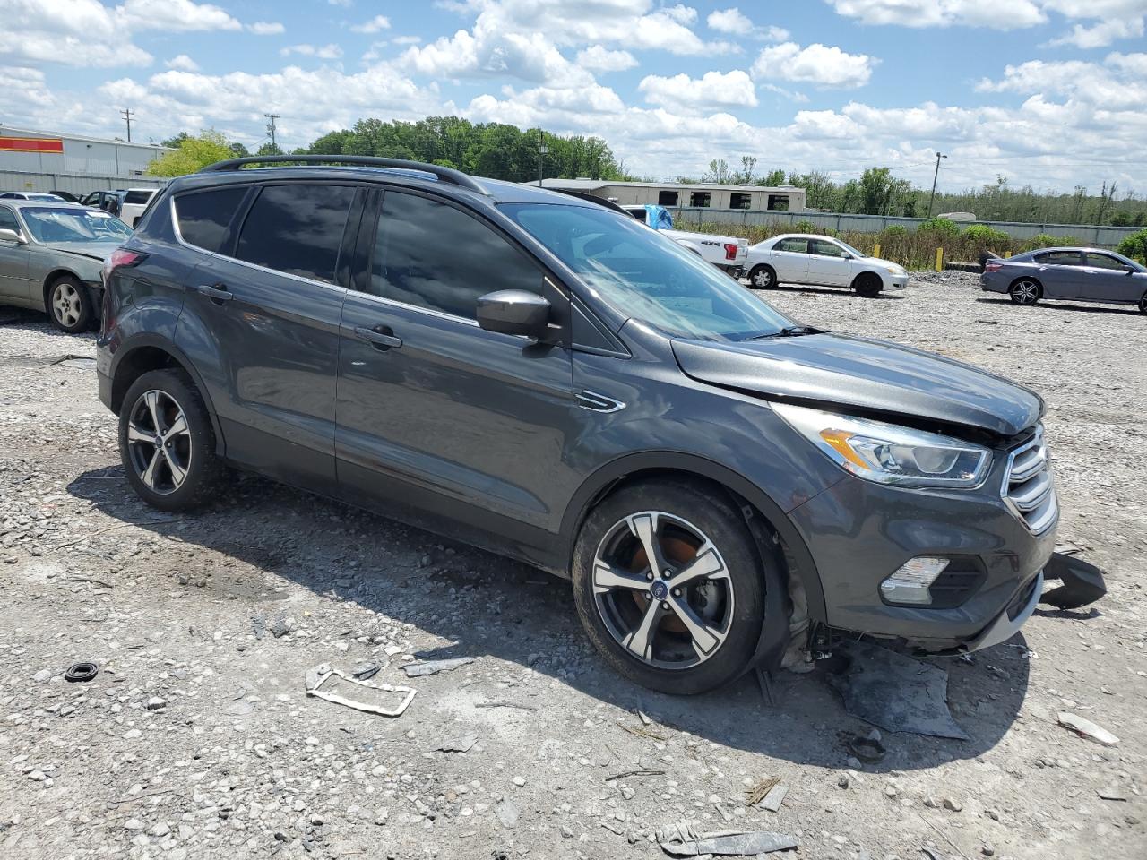 1FMCU0HDXJUC47122 2018 Ford Escape Sel