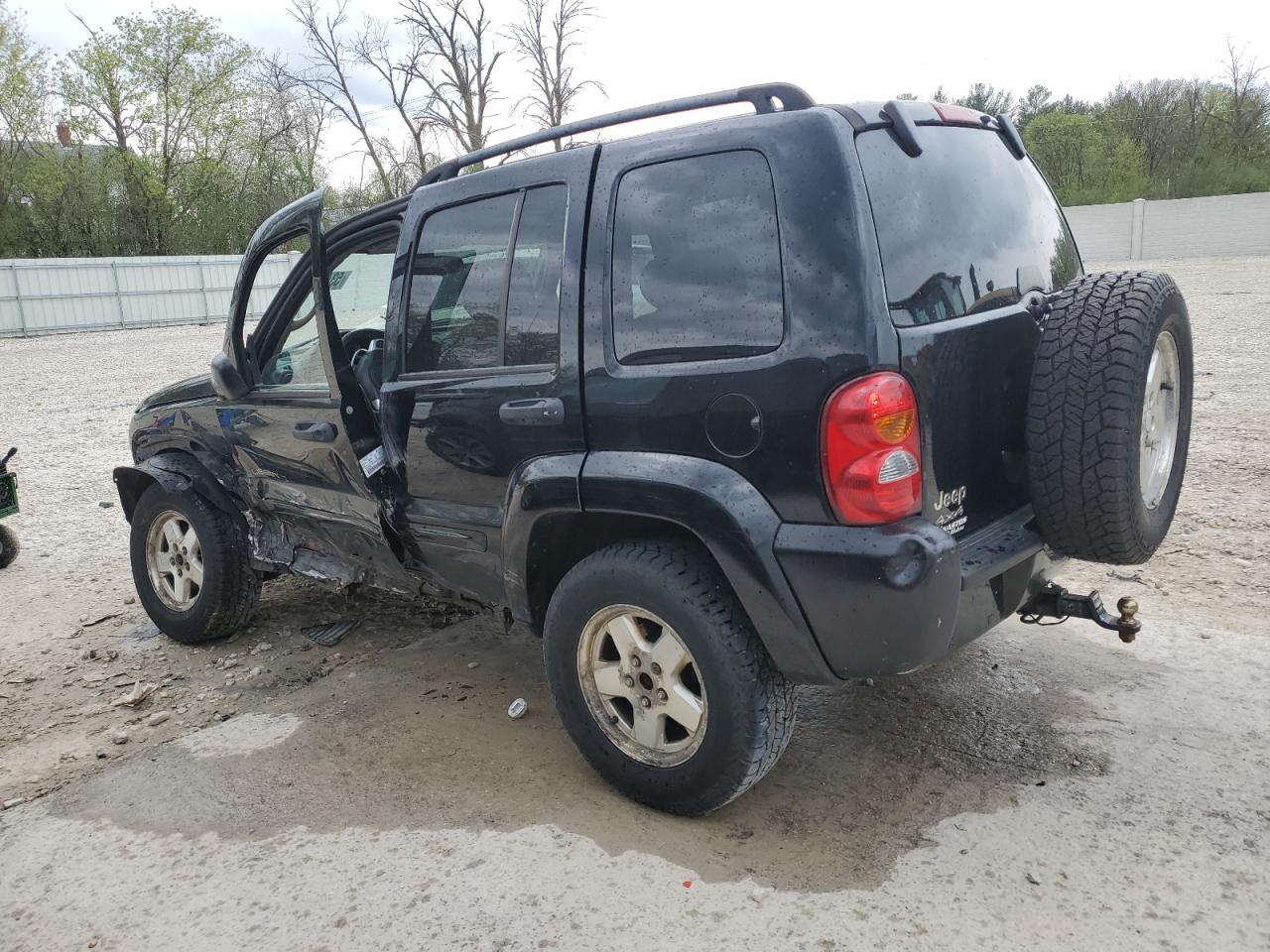 1J4GL58K84W262080 2004 Jeep Liberty Limited