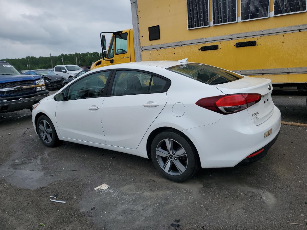 3KPFL4A7XJE253291 2018 Kia Forte Lx