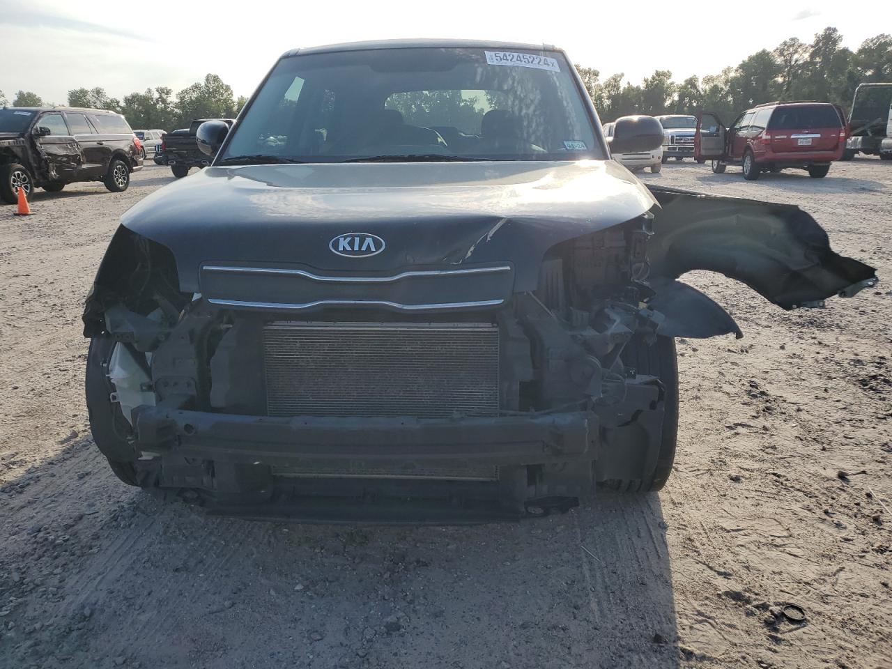 KNDJN2A23H7465814 2017 Kia Soul