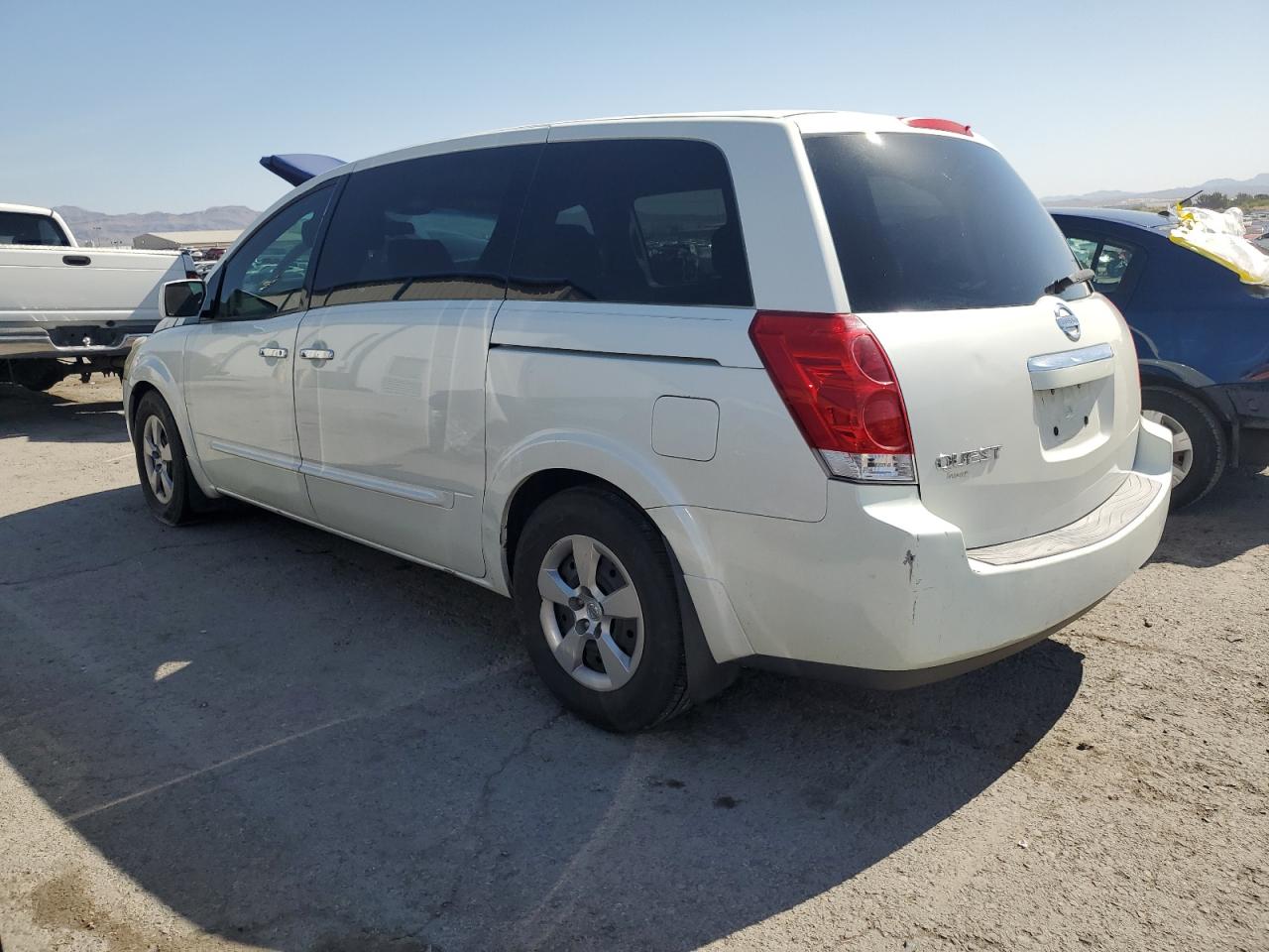 5N1BV28U38N112136 2008 Nissan Quest S