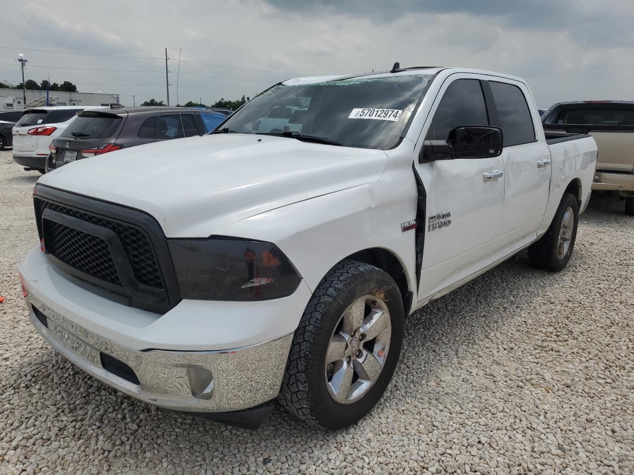 3C6RR6LT5HG604907 2017 Ram 1500 Slt