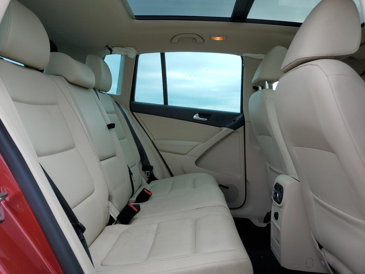 WVGBV7AX3FW024230 2015 Volkswagen Tiguan S