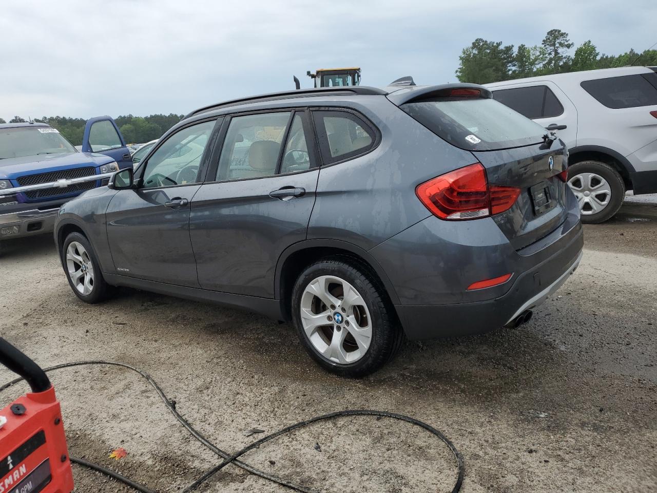 WBAVM1C5XFV318109 2015 BMW X1 Sdrive28I