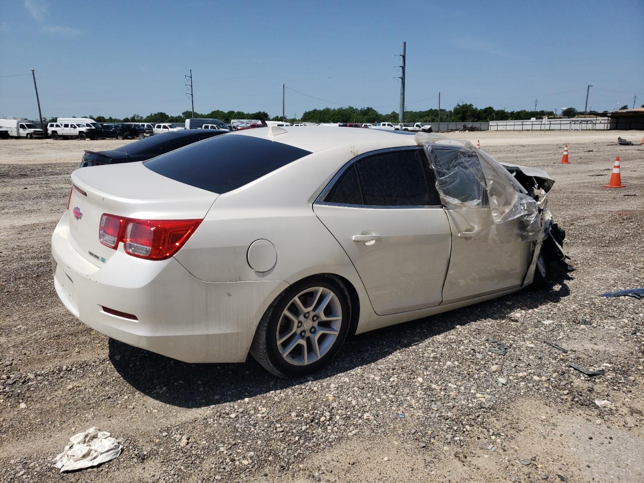 1G11F5RR1DF101366 2013 Chevrolet Malibu 2Lt