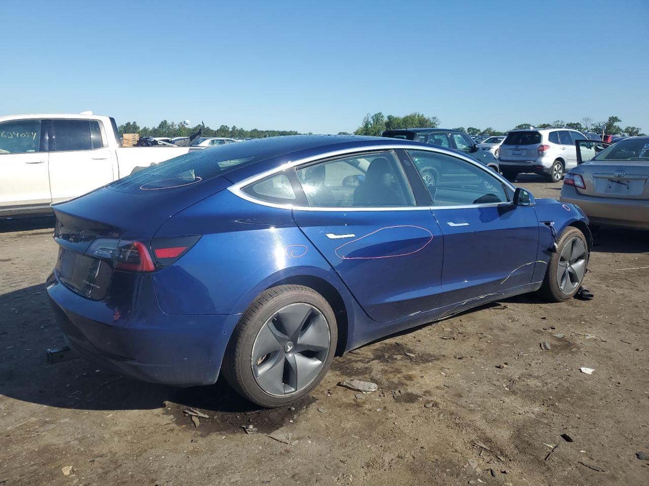 5YJ3E1EB5JF115193 2018 Tesla Model 3