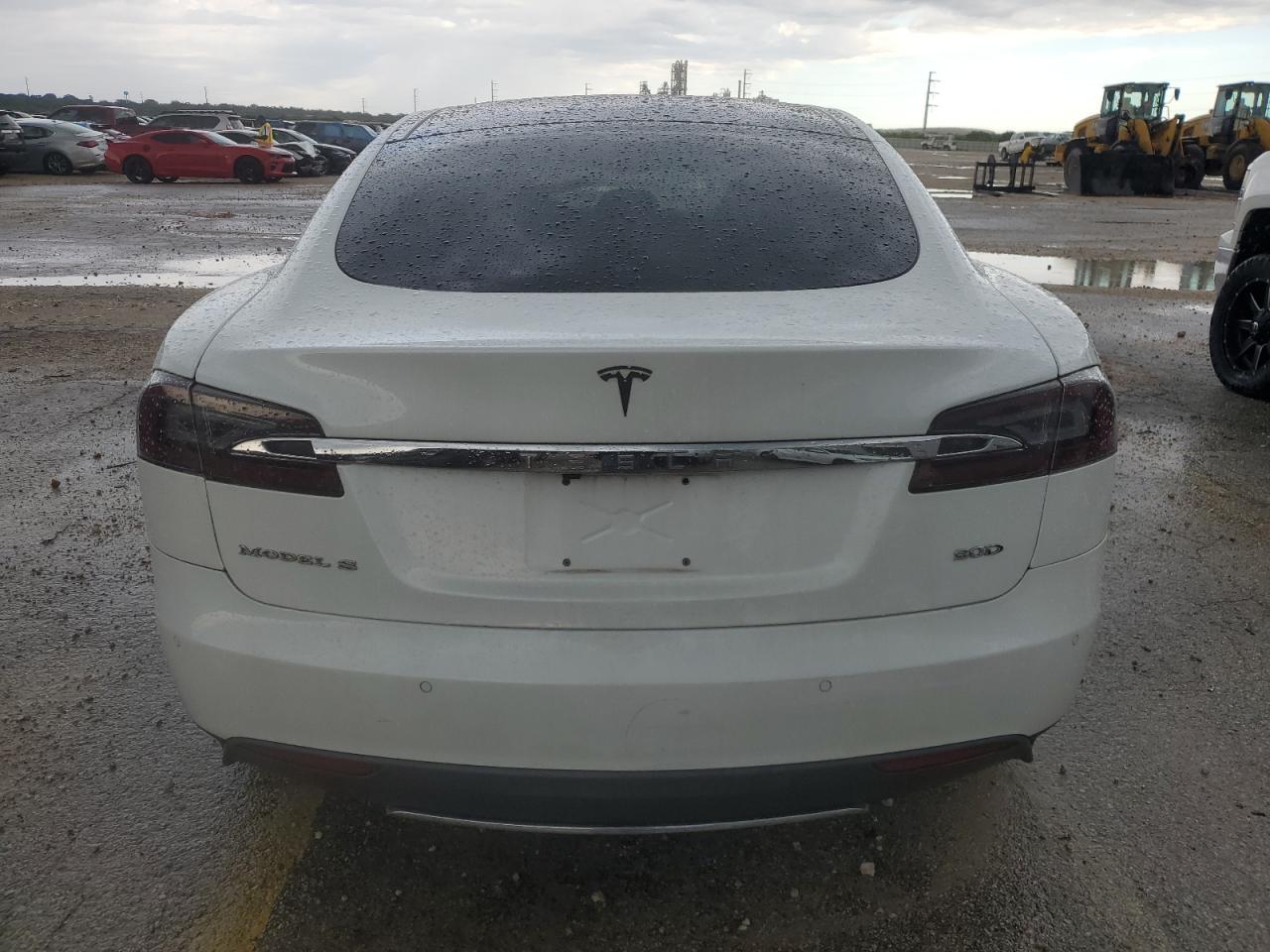 5YJSA1V2XFF098423 2015 Tesla Model S 90D