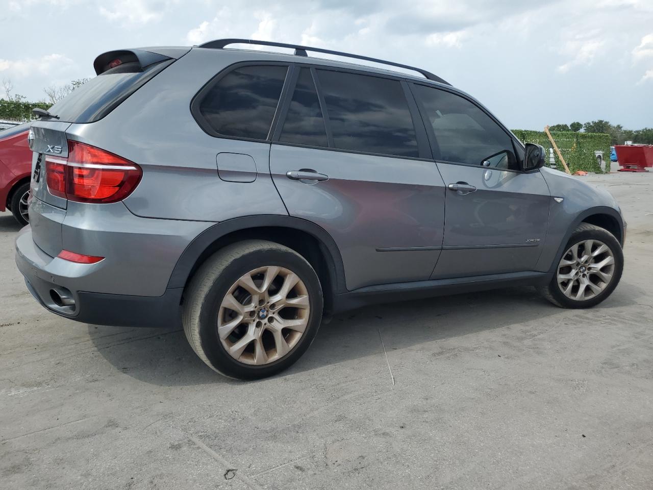 5UXZV4C52BL409334 2011 BMW X5 xDrive35I