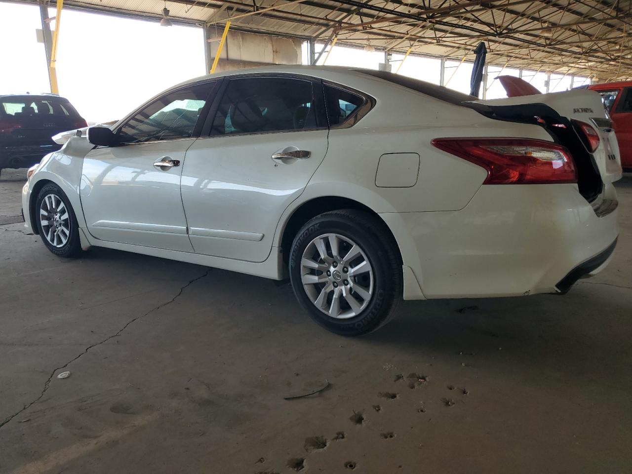 2017 Nissan Altima 2.5 vin: 1N4AL3AP8HC144162