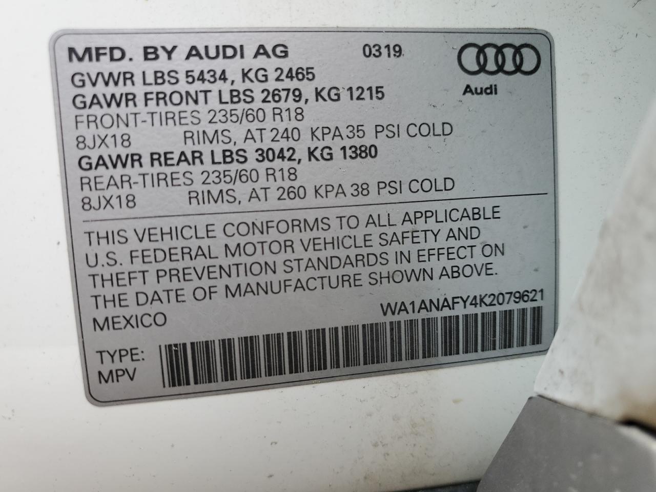 WA1ANAFY4K2079621 2019 Audi Q5 Premium