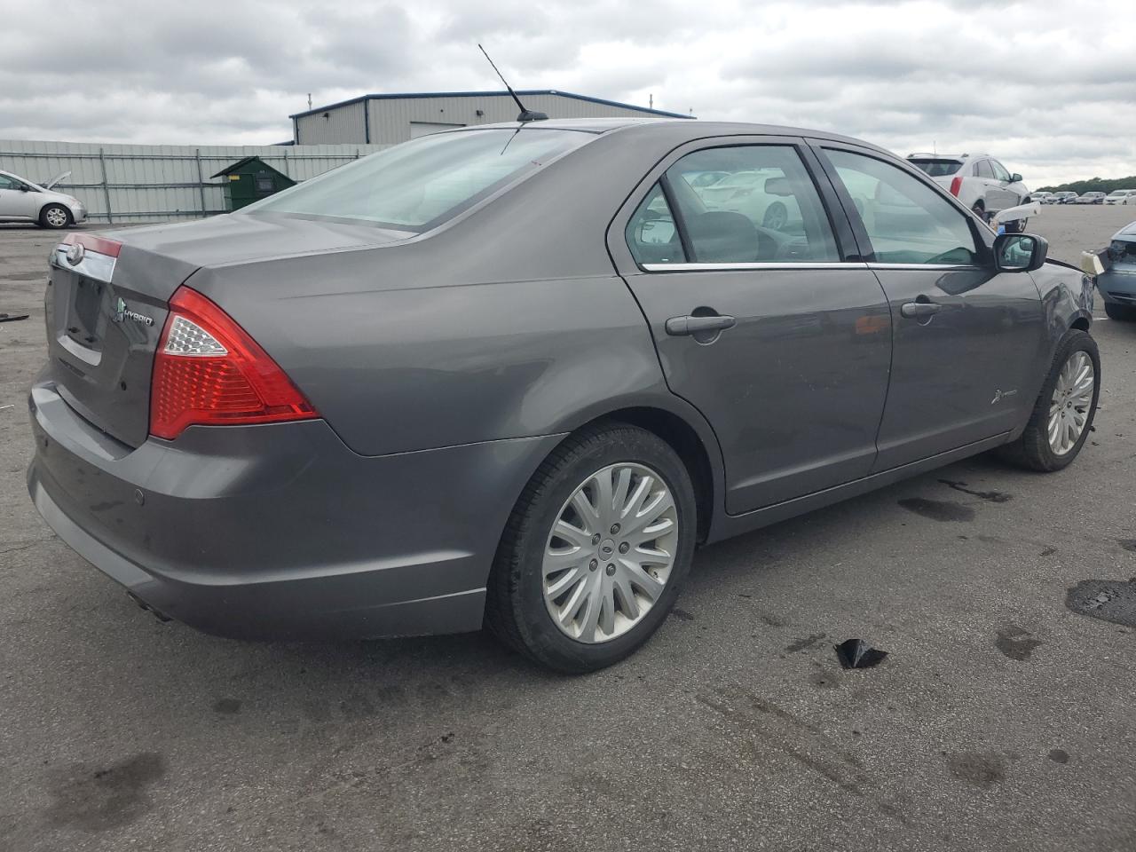 3FADP0L3XBR117385 2011 Ford Fusion Hybrid