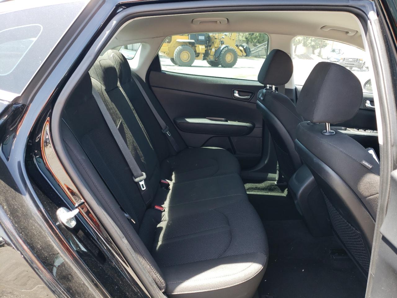 5XXGT4L36KG357266 2019 Kia Optima Lx