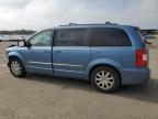 CHRYSLER TOWN & COU photo