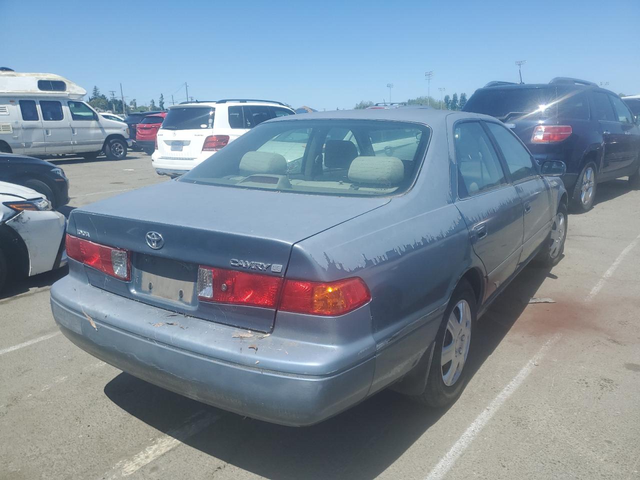 JT2BG22KX10532199 2001 Toyota Camry Ce