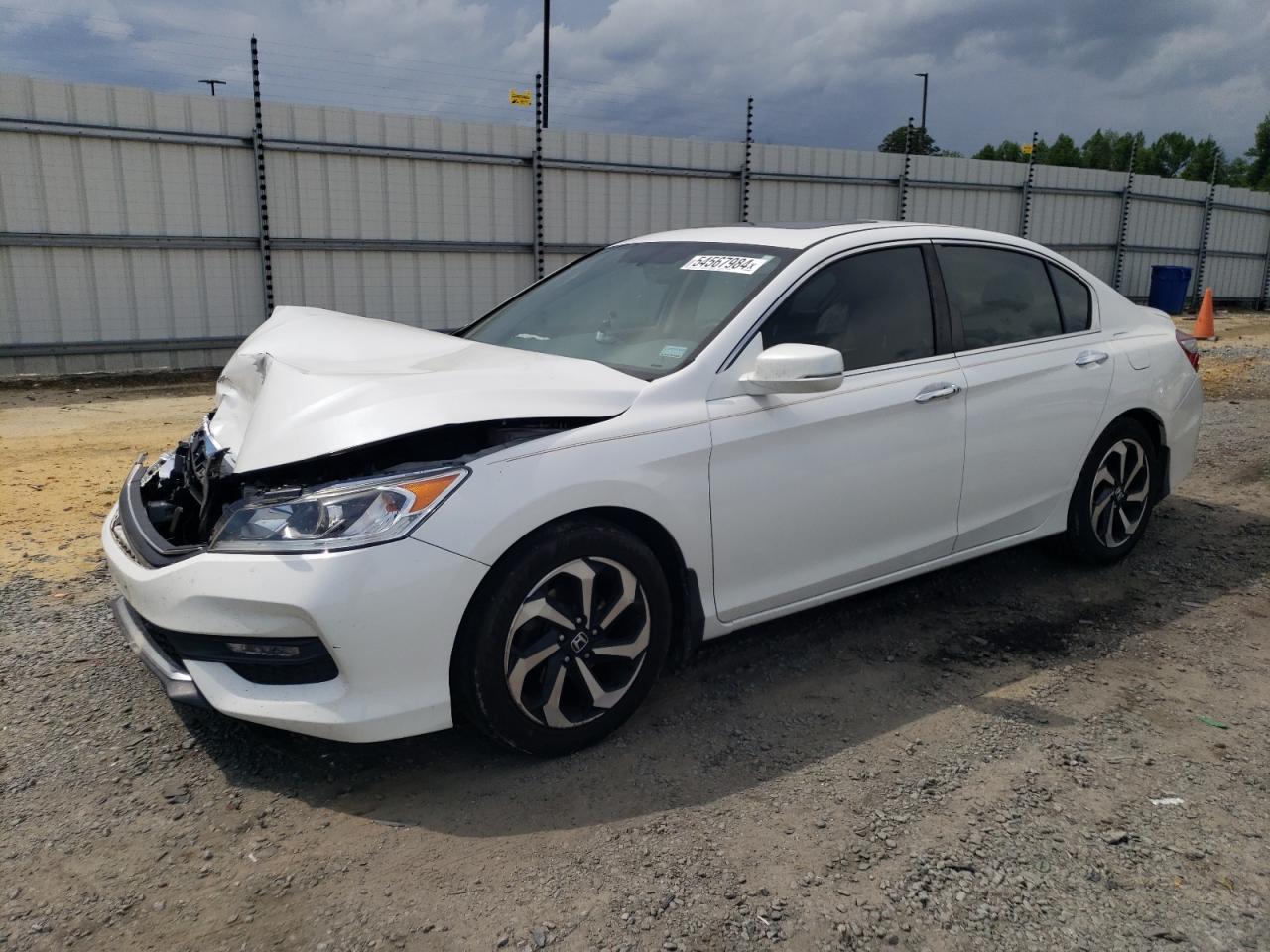 1HGCR2F82GA131013 2016 Honda Accord Exl