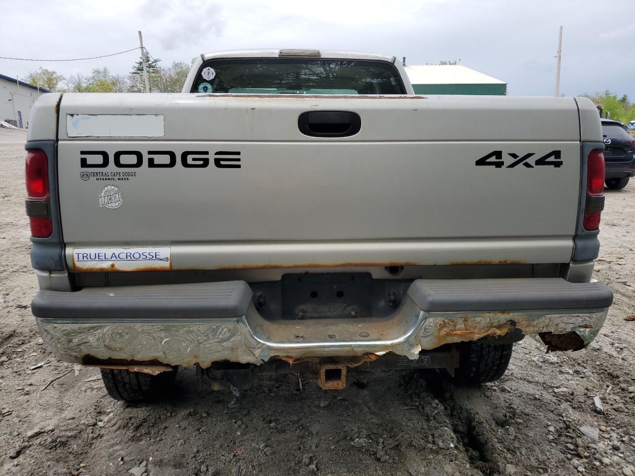 3B7KF23Z82M288136 2002 Dodge Ram 2500