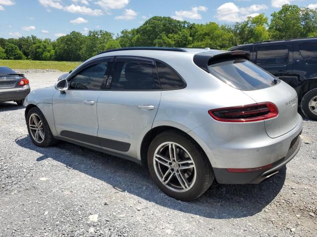 VIN WP1AA2A56HLB06999 2017 Porsche Macan no.2