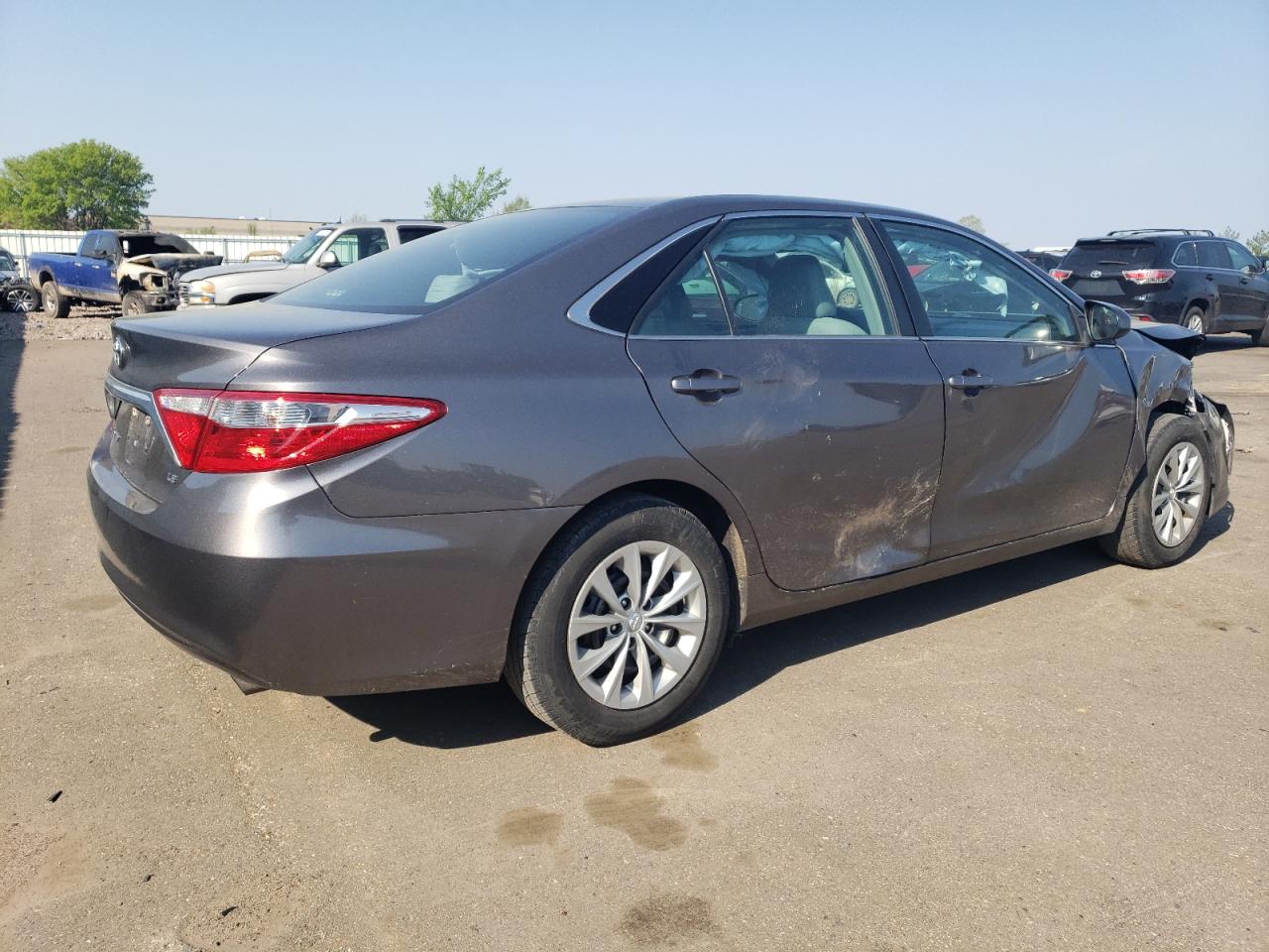 4T1BF1FK8HU429537 2017 Toyota Camry Le