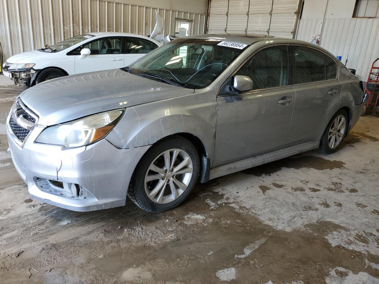 2014 Subaru Legacy 2.5I Limited vin: 4S3BMBL60E3013295