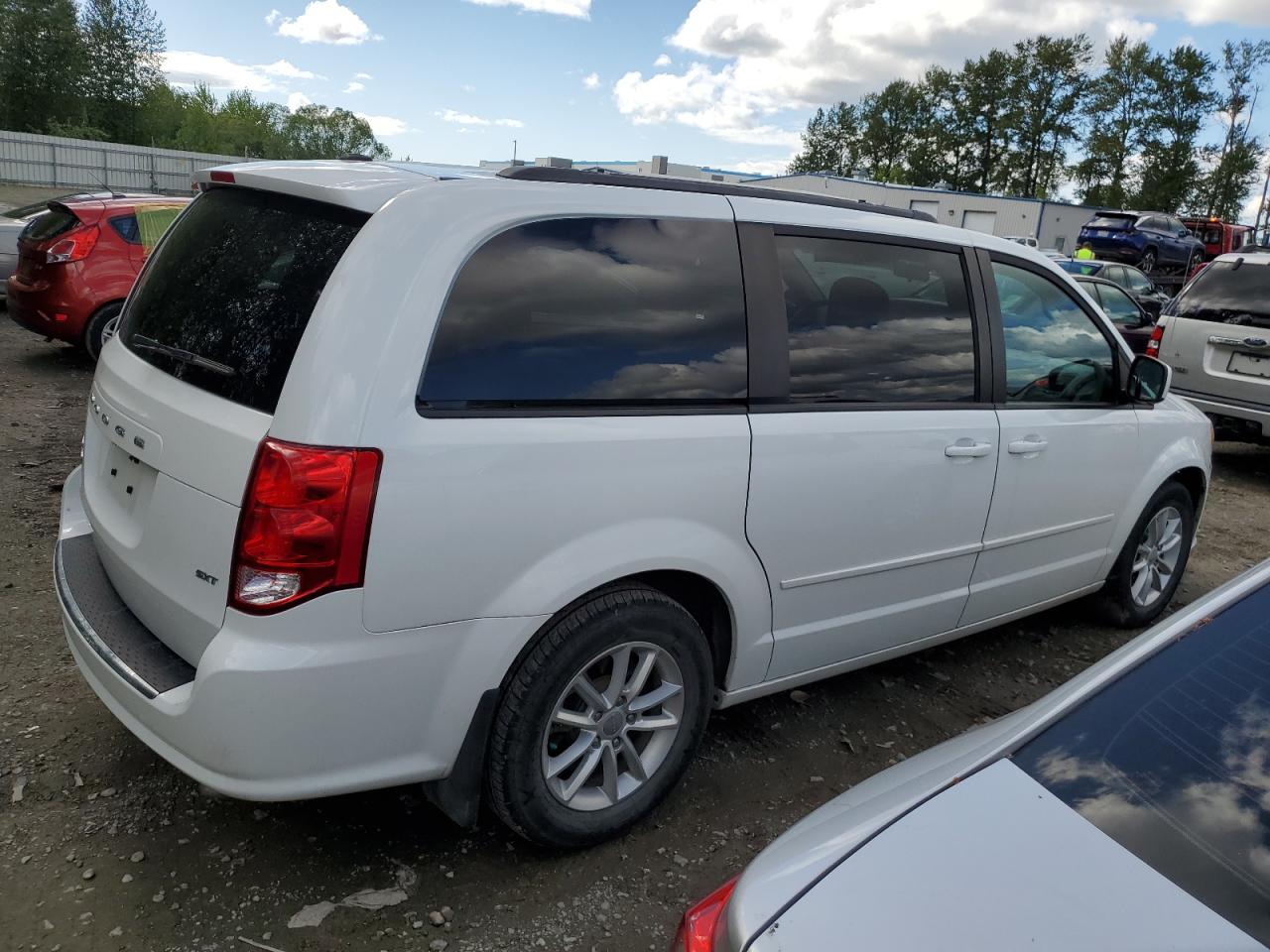 2C4RDGCG7FR559248 2015 Dodge Grand Caravan Sxt