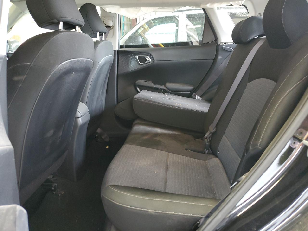 KNDJ23AU9L7018543 2020 Kia Soul Lx