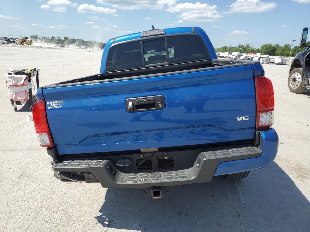 3TMAZ5CN4GM014375 2016 Toyota Tacoma Double Cab