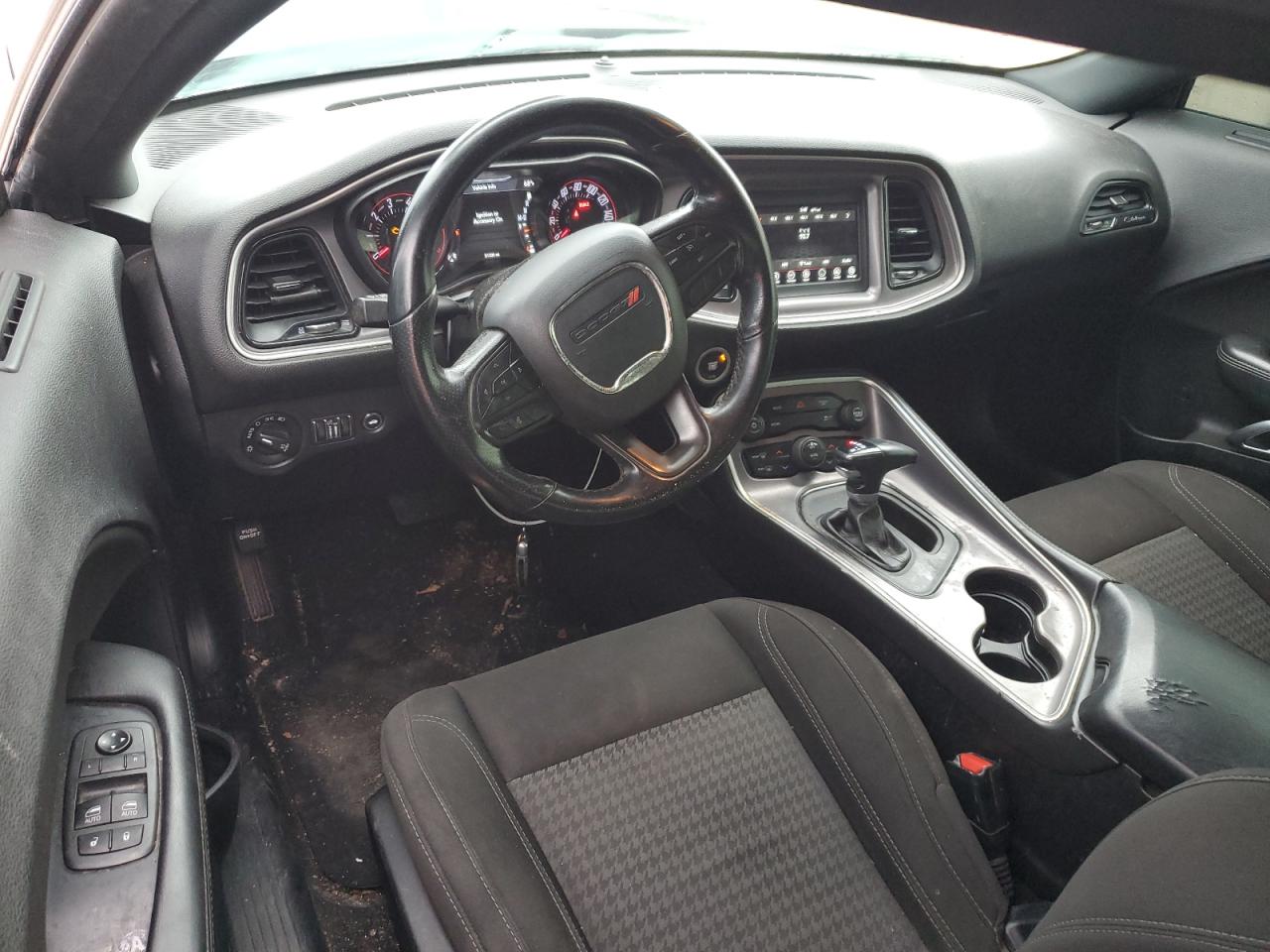 2C3CDZAG6LH198654 2020 Dodge Challenger Sxt