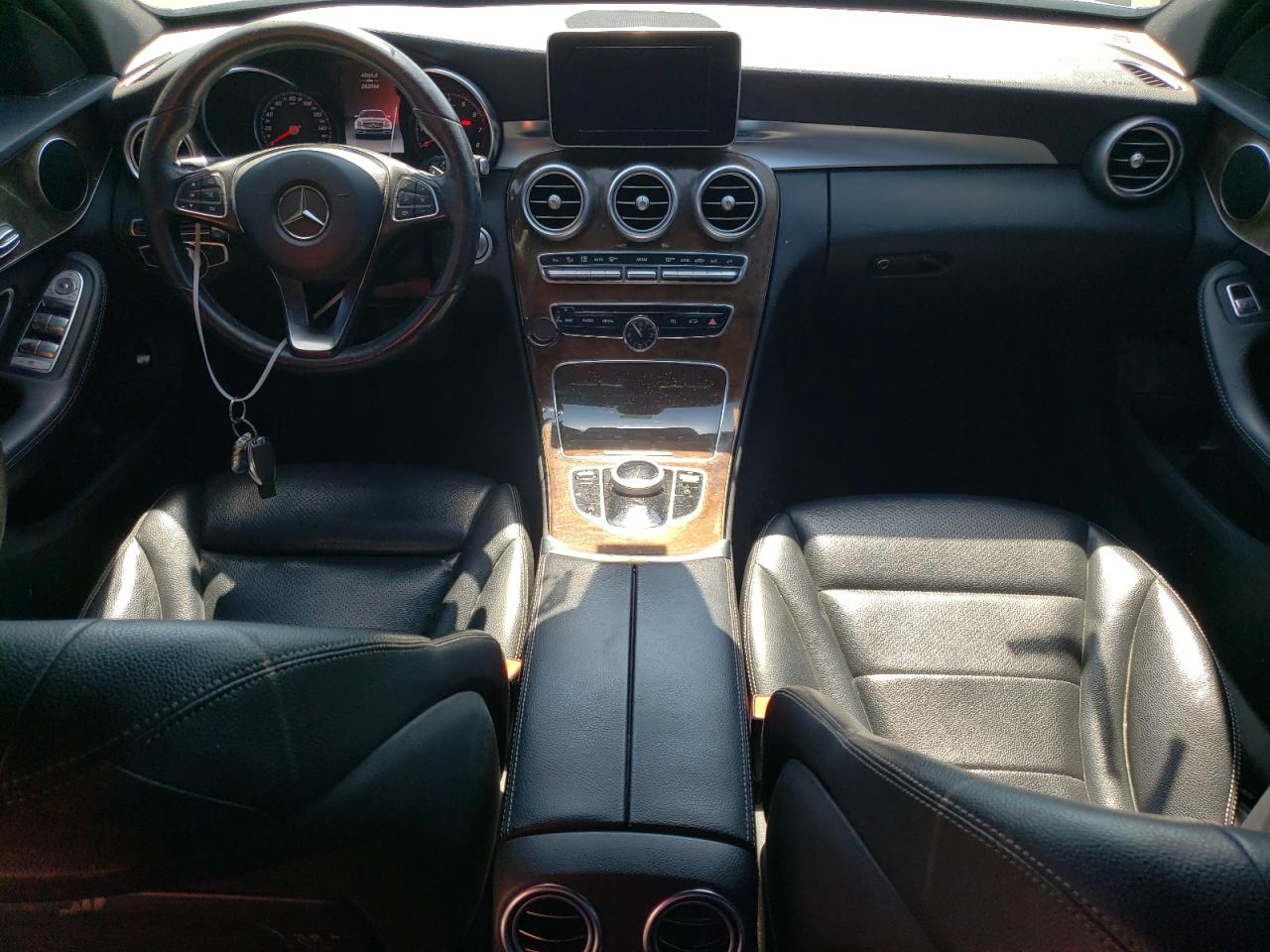 55SWF4JB5JU237732 2018 Mercedes-Benz C 300