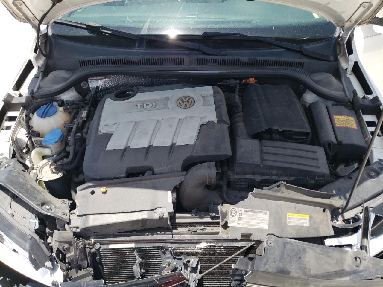 3VWLL7AJ9EM385645 2014 Volkswagen Jetta Tdi