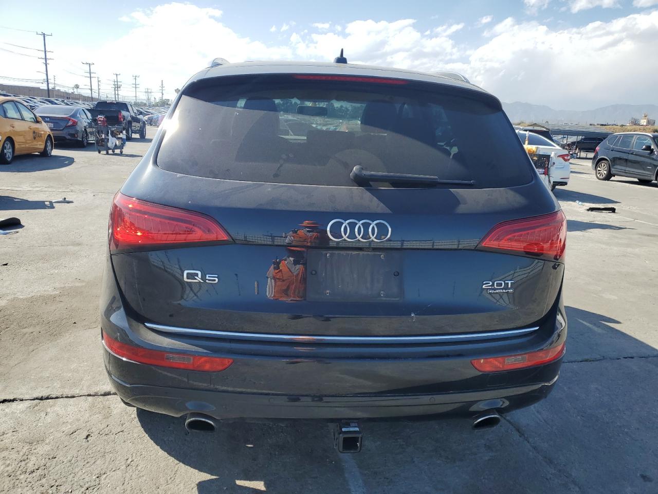 WA1C2AFP6HA077733 2017 Audi Q5 Premium