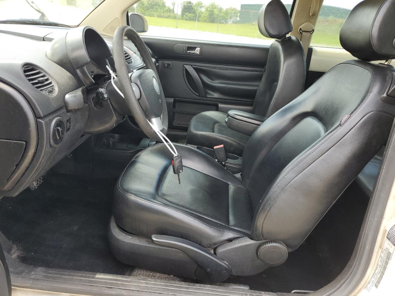 3VWRW31C86M403758 2006 Volkswagen New Beetle 2.5L Option Package 1