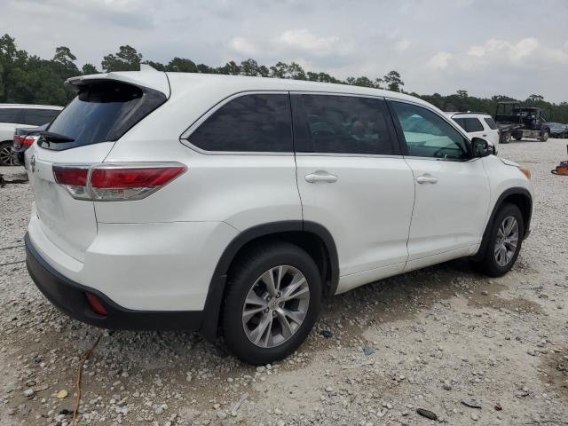 VIN 5TDZKRFH2FS078143 2015 Toyota Highlander, LE no.3