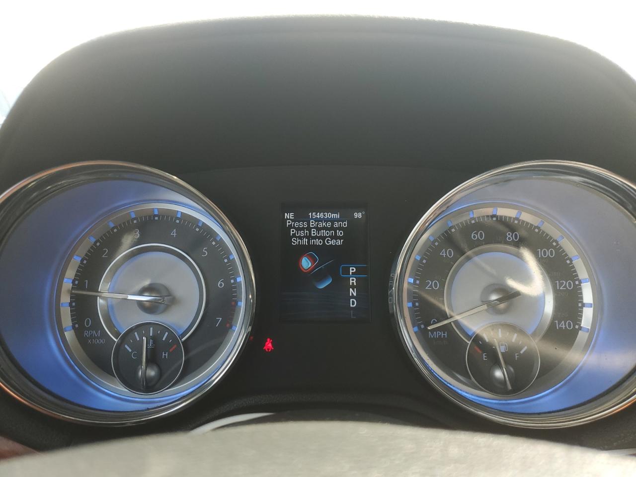 2C3CCAAGXDH743230 2013 Chrysler 300