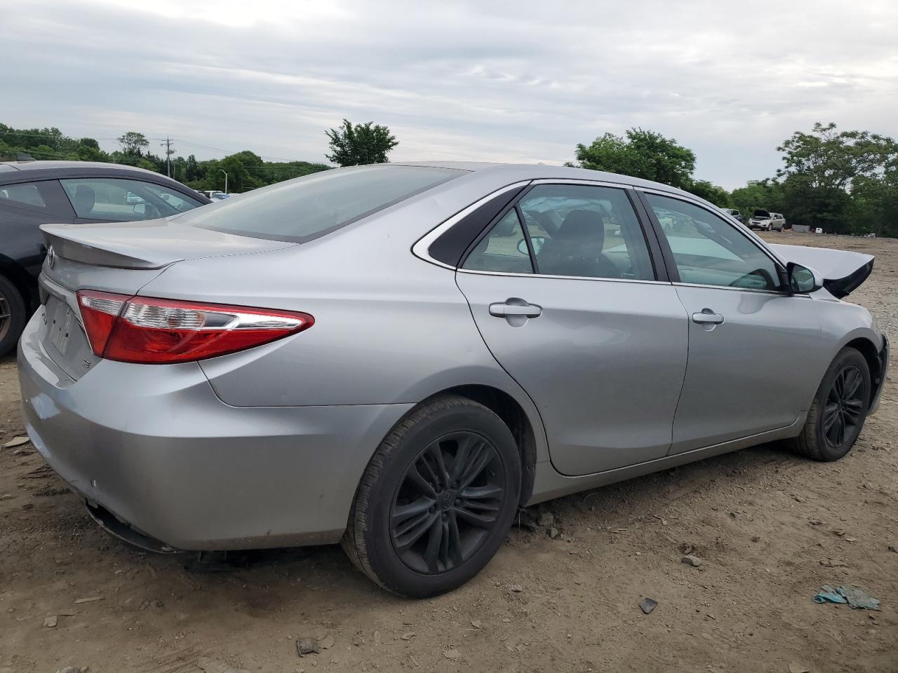 4T1BF1FK0GU141509 2016 Toyota Camry Le