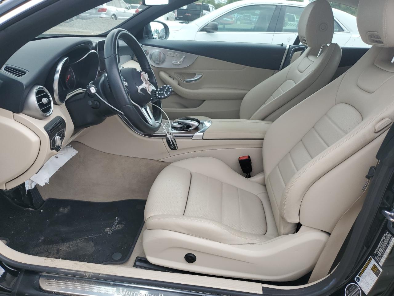 WDDWK8DB5KF772143 2019 Mercedes-Benz C 300