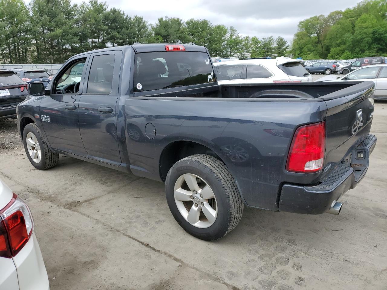 2014 Ram 1500 St vin: 1C6RR7FT0ES468854