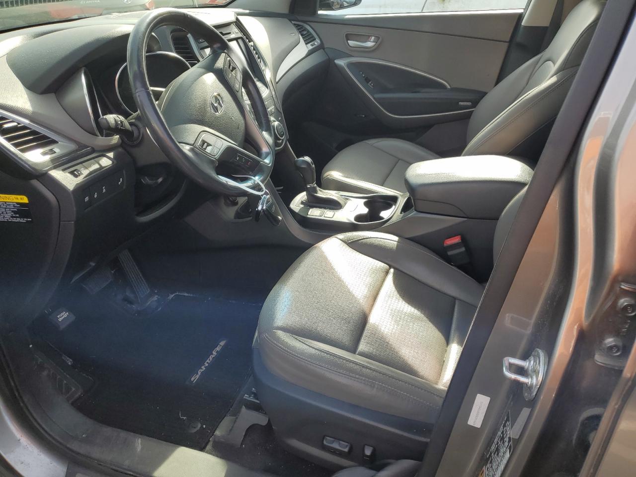 5XYZWDLA3GG341625 2016 Hyundai Santa Fe Sport