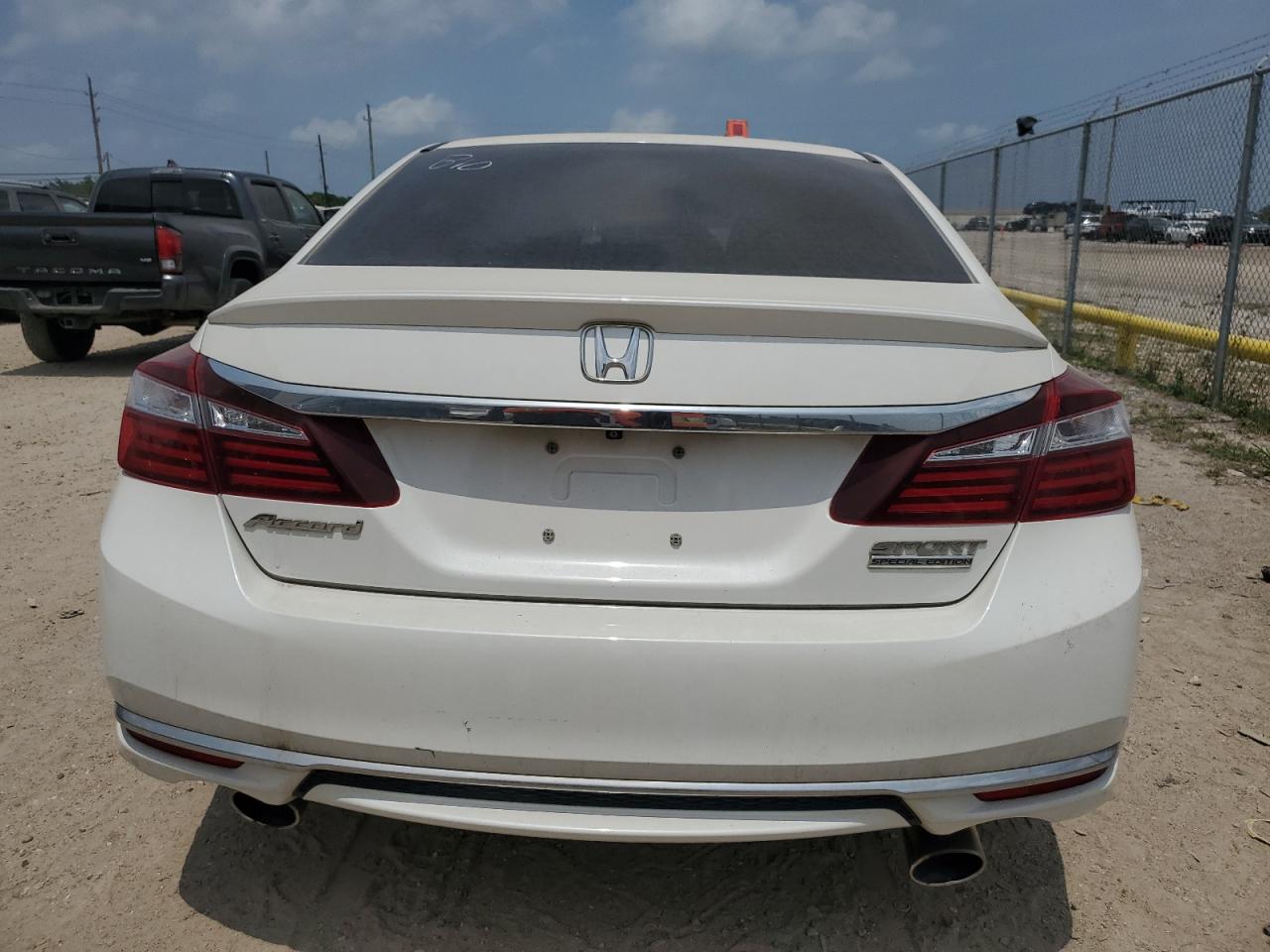 1HGCR2F13HA176322 2017 Honda Accord Sport Special Edition