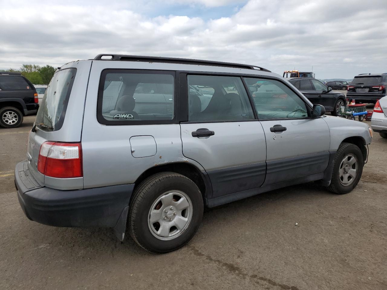 JF1SF63582H751035 2002 Subaru Forester L