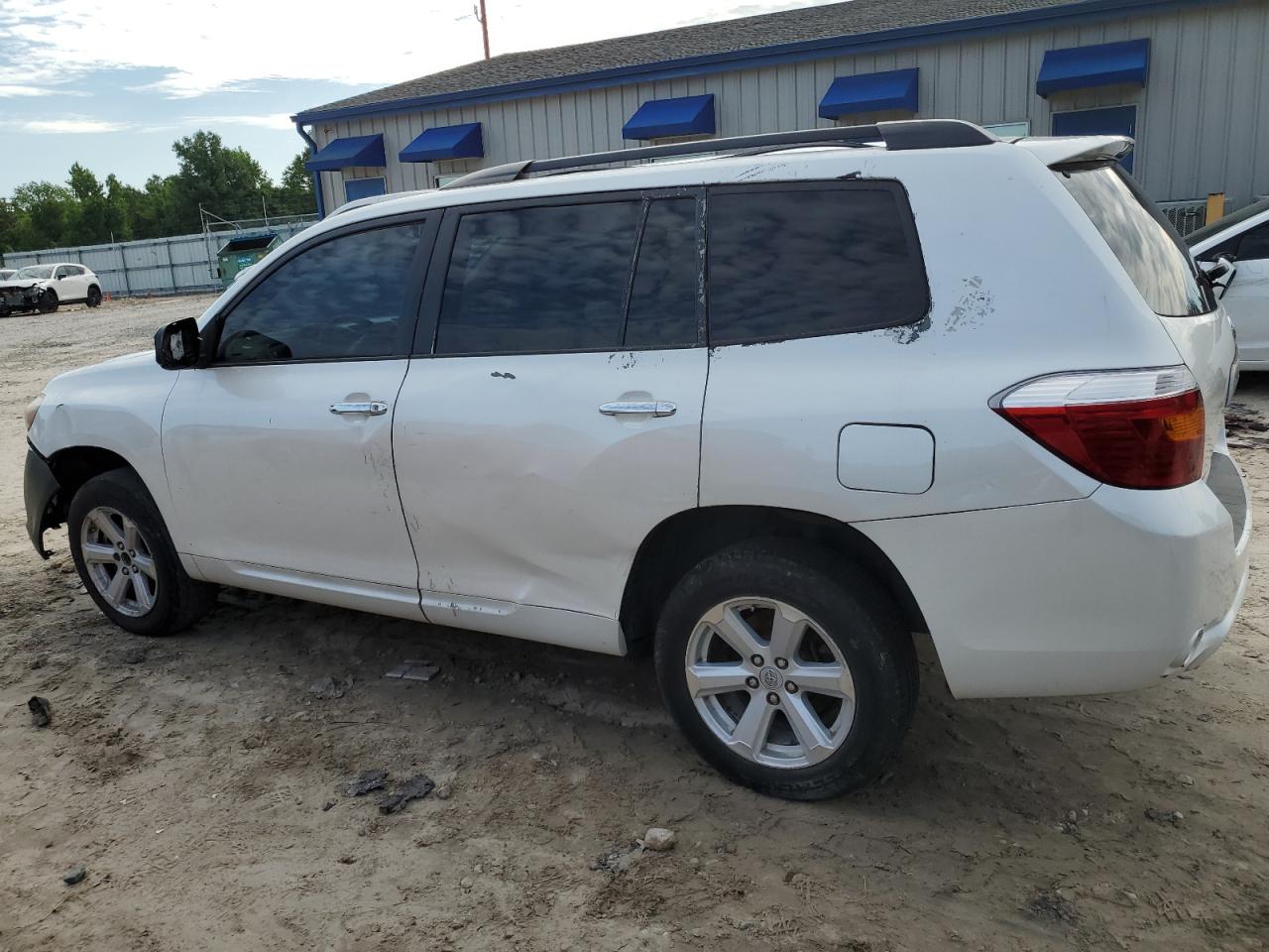 5TDKK3EH0AS018869 2010 Toyota Highlander Se