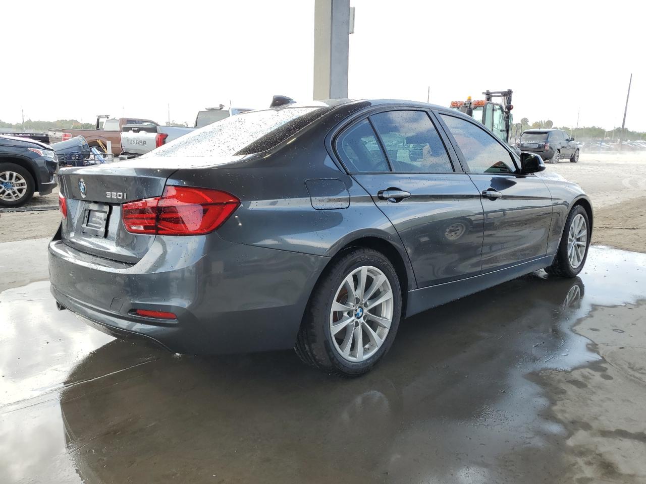 WBA8E1G55JNU91050 2018 BMW 320 I