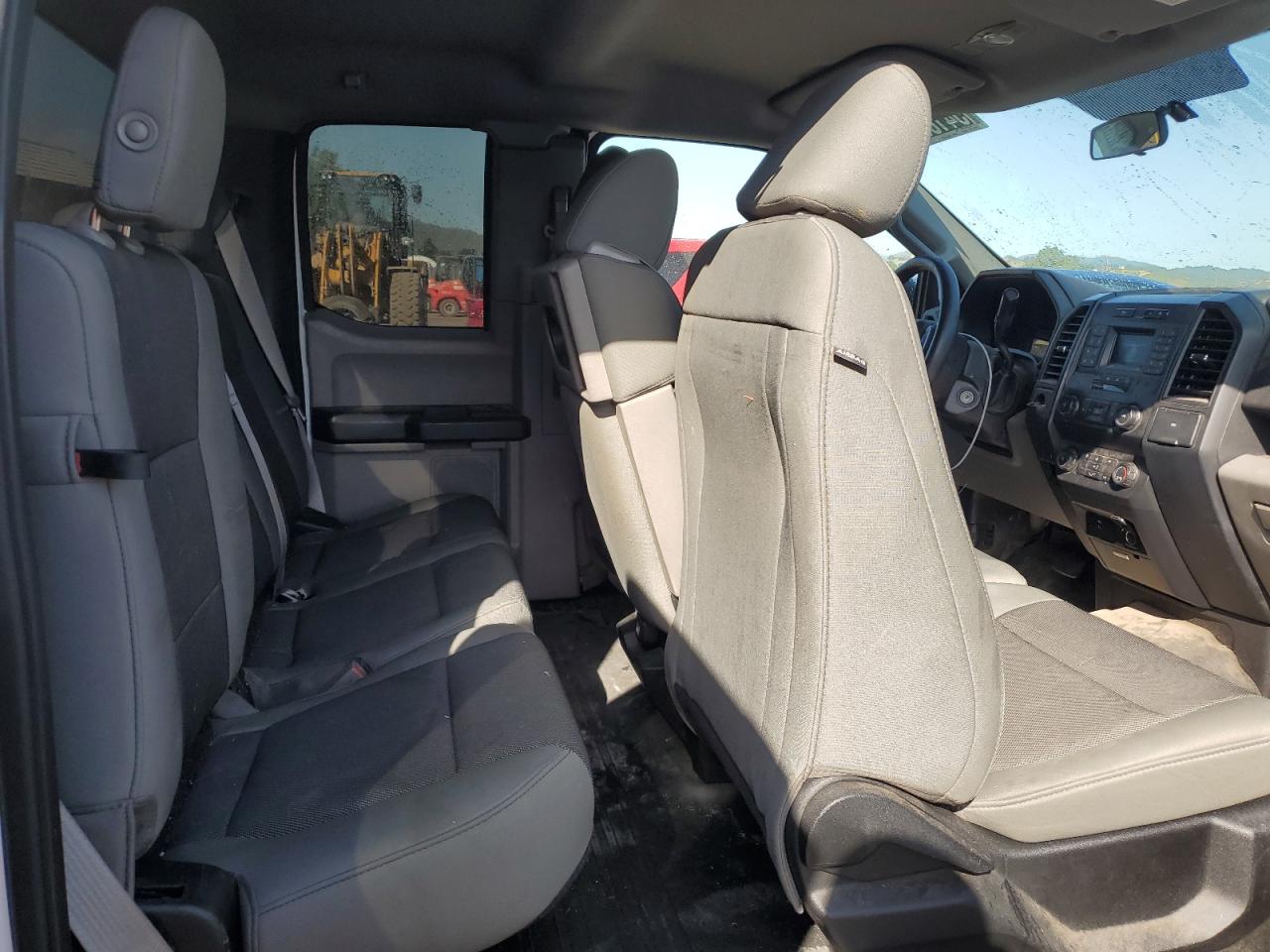 2018 Ford F150 Super Cab vin: 1FTEX1CB0JKD59309