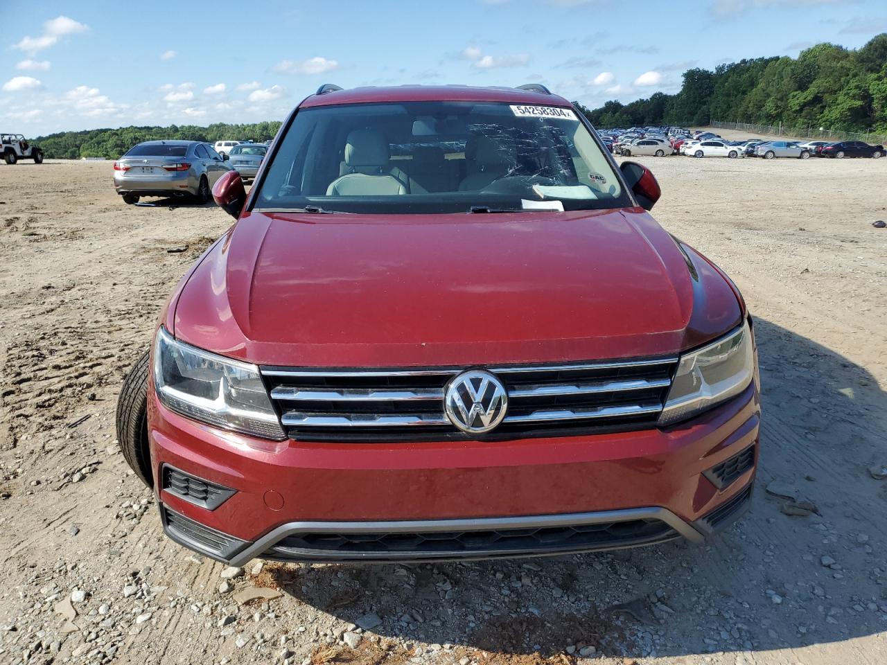 2018 Volkswagen Tiguan Se vin: 3VV3B7AX2JM044559