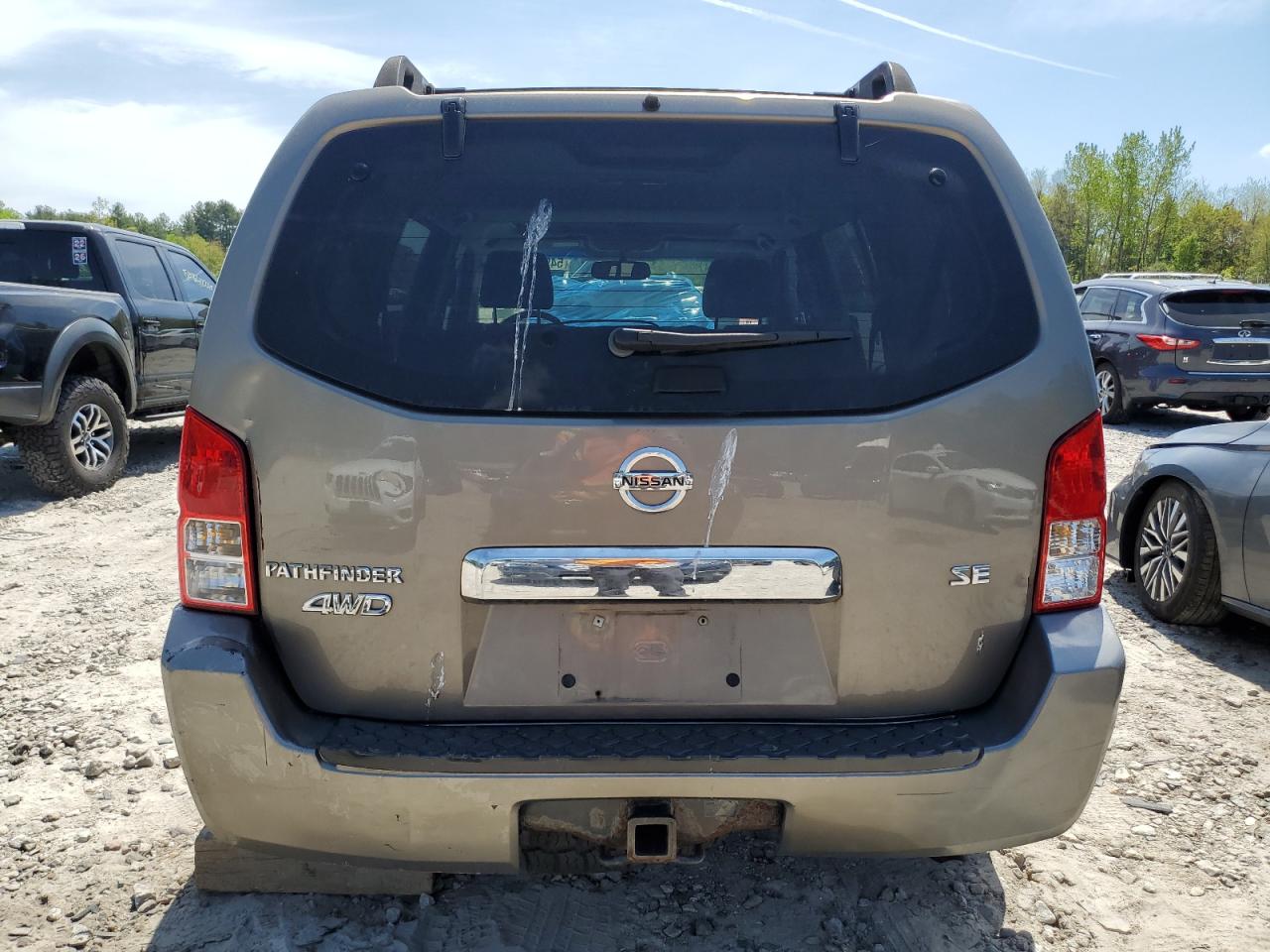 5N1AR18W56C660269 2006 Nissan Pathfinder Le