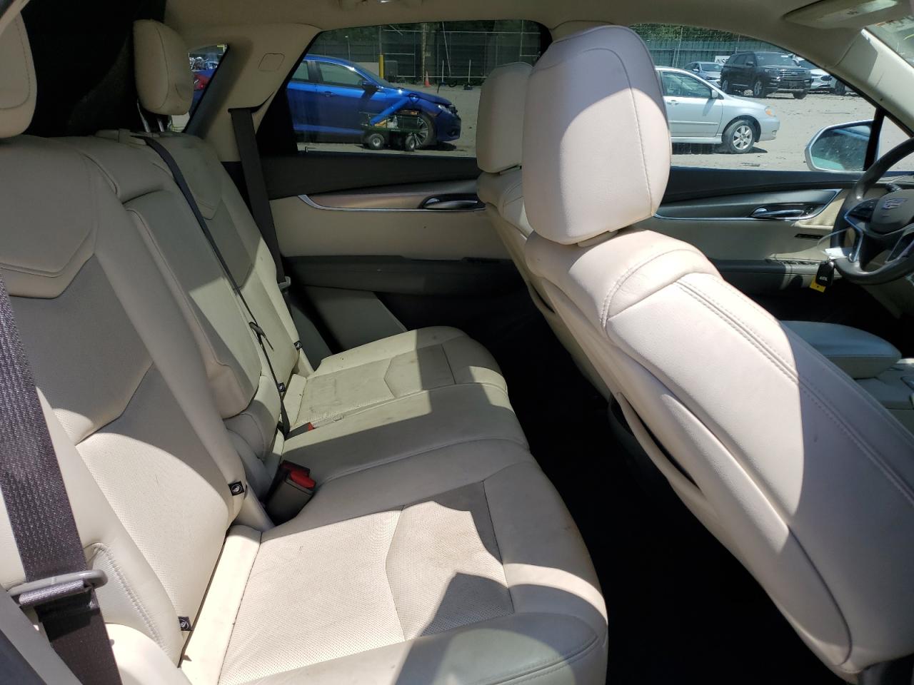 1GYKNDRS8JZ189140 2018 Cadillac Xt5 Luxury