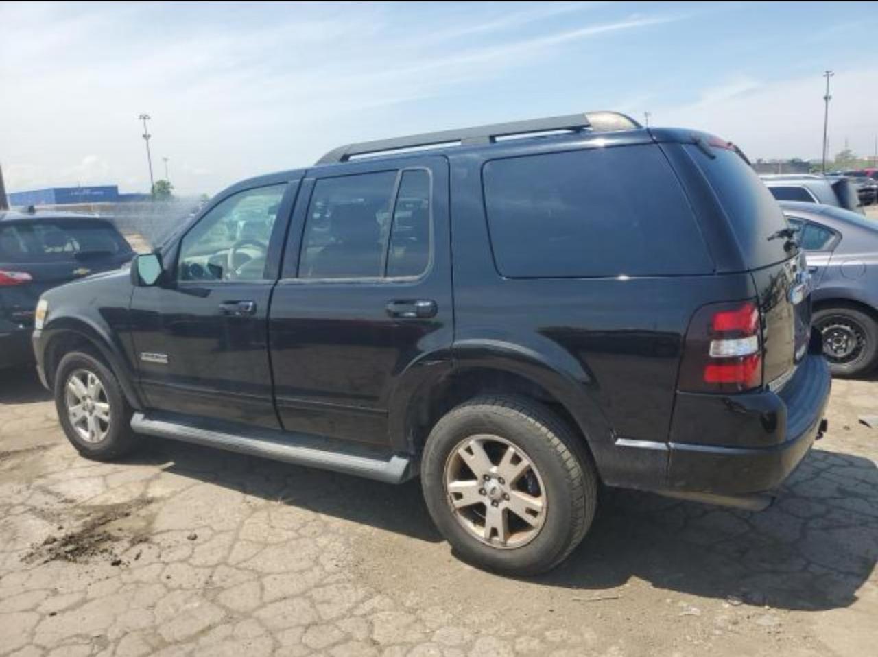 1FMEU63E67UA92928 2007 Ford Explorer Xlt