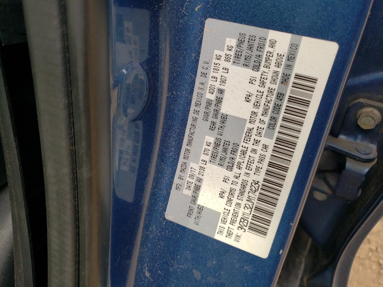 3MZBN1L32JM174234 2018 Mazda 3 Touring