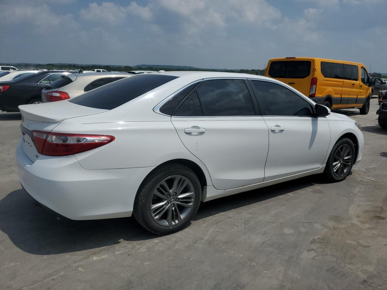 4T1BF1FK4GU120226 2016 Toyota Camry Le