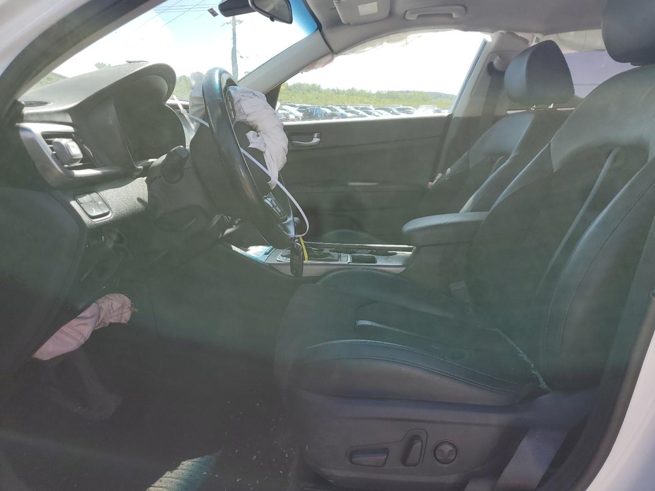 5XXGT4L33LG411690 2020 Kia Optima Lx