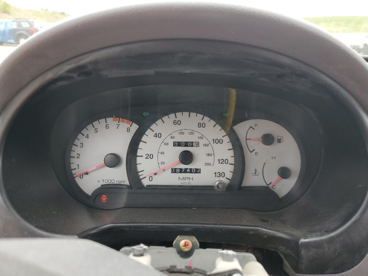 KMHCG35C32U207972 2002 Hyundai Accent Gs